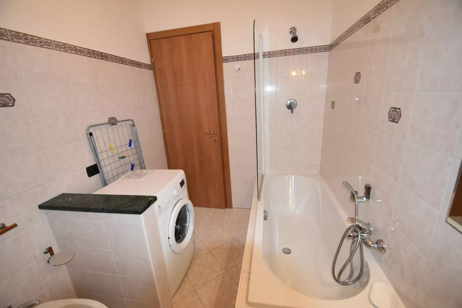 Cannero Casa Iva-Badezimmer