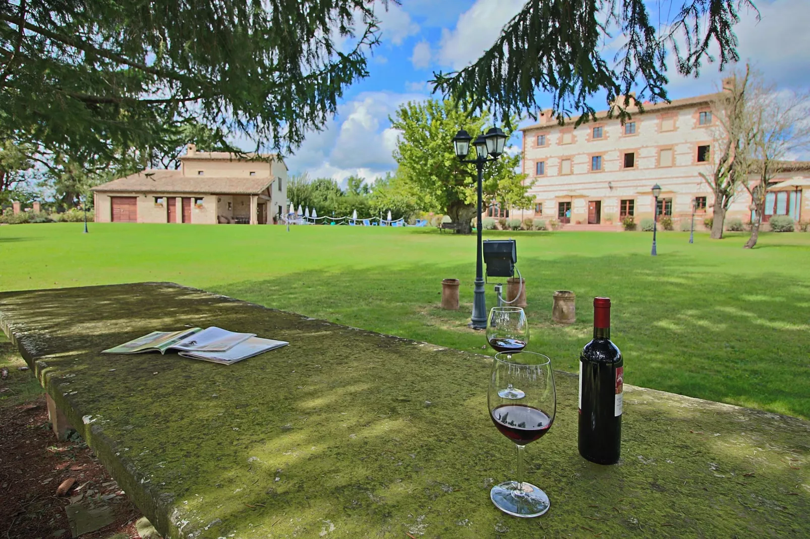 Secondo-Facilities