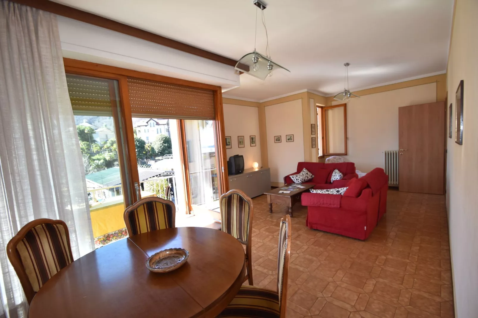 Cannero Casa Iva-Ambiente