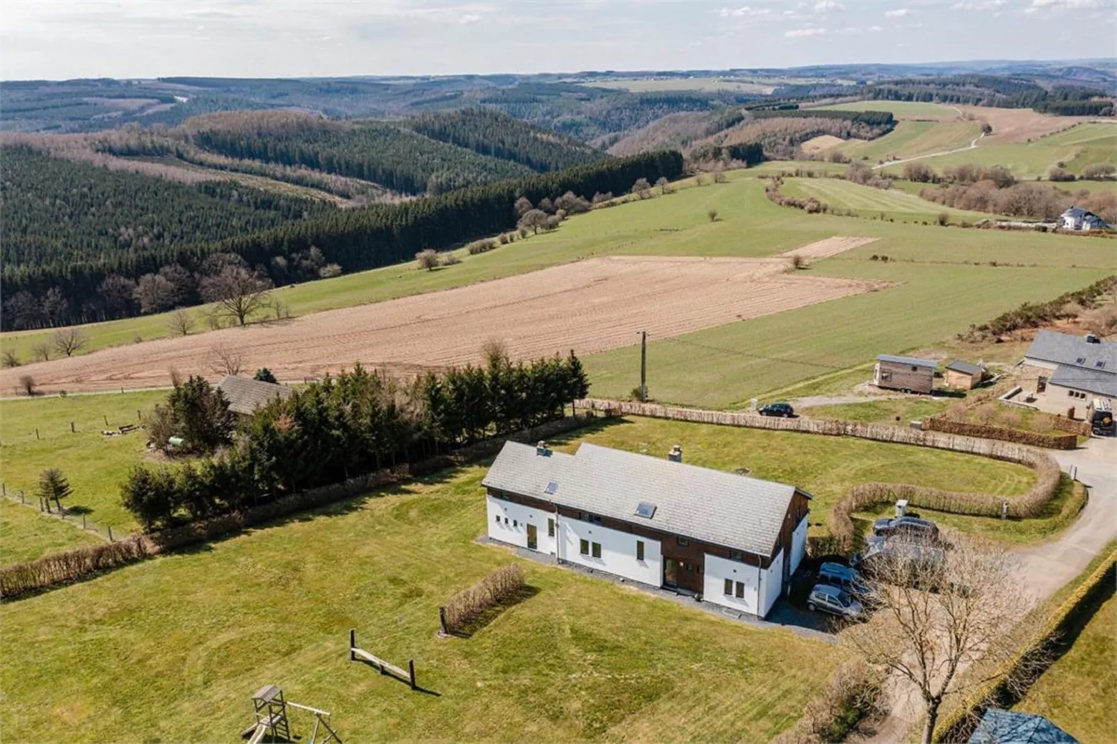 Le sommet de Mont-Außenbereich Sommer