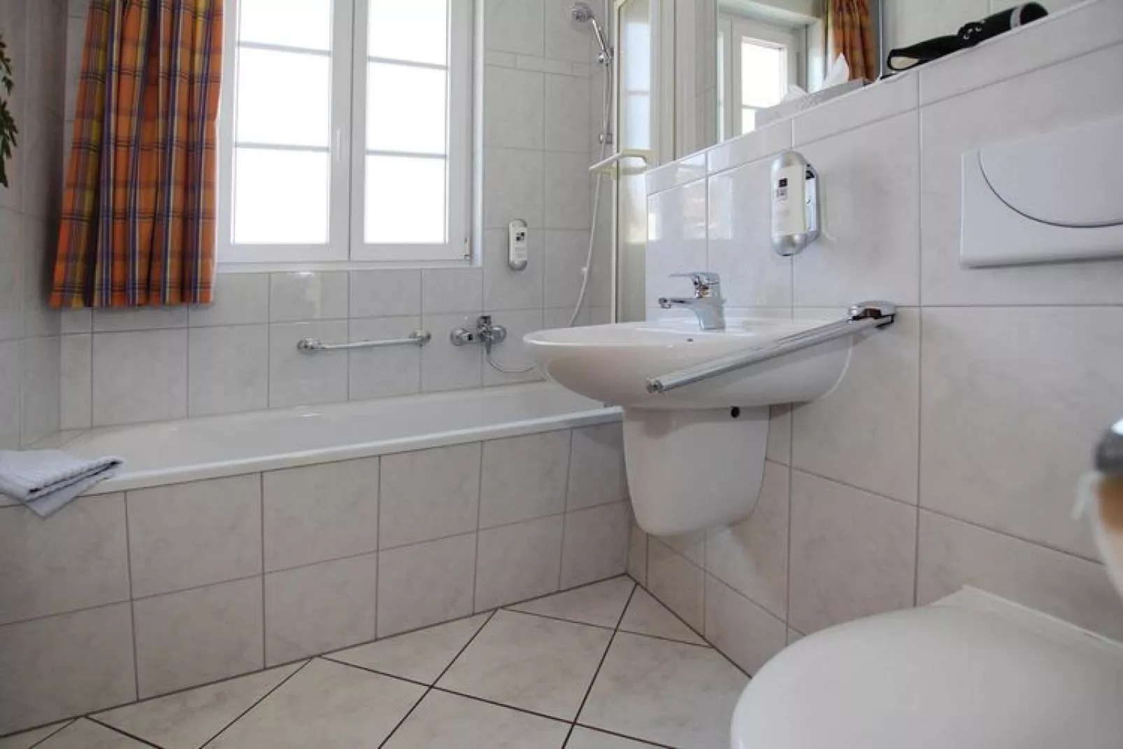 Ferienhaus einzelstehend 115m² 12 Pax-Bathroom