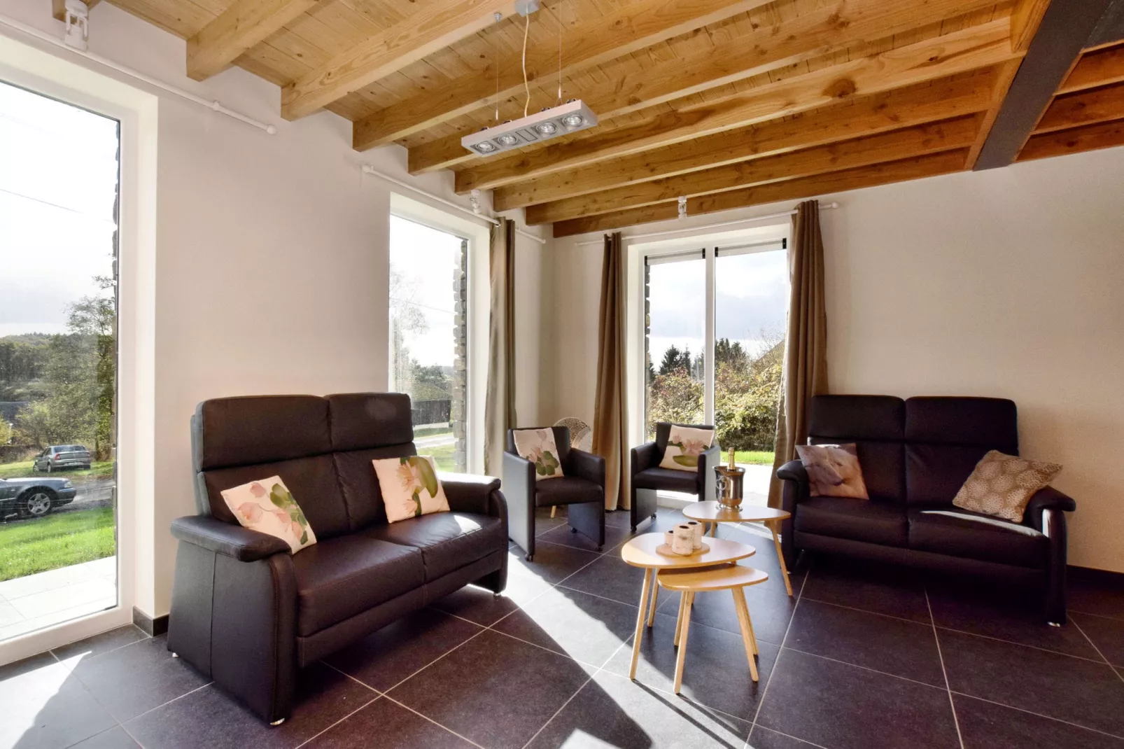 Belle Vue-Living room