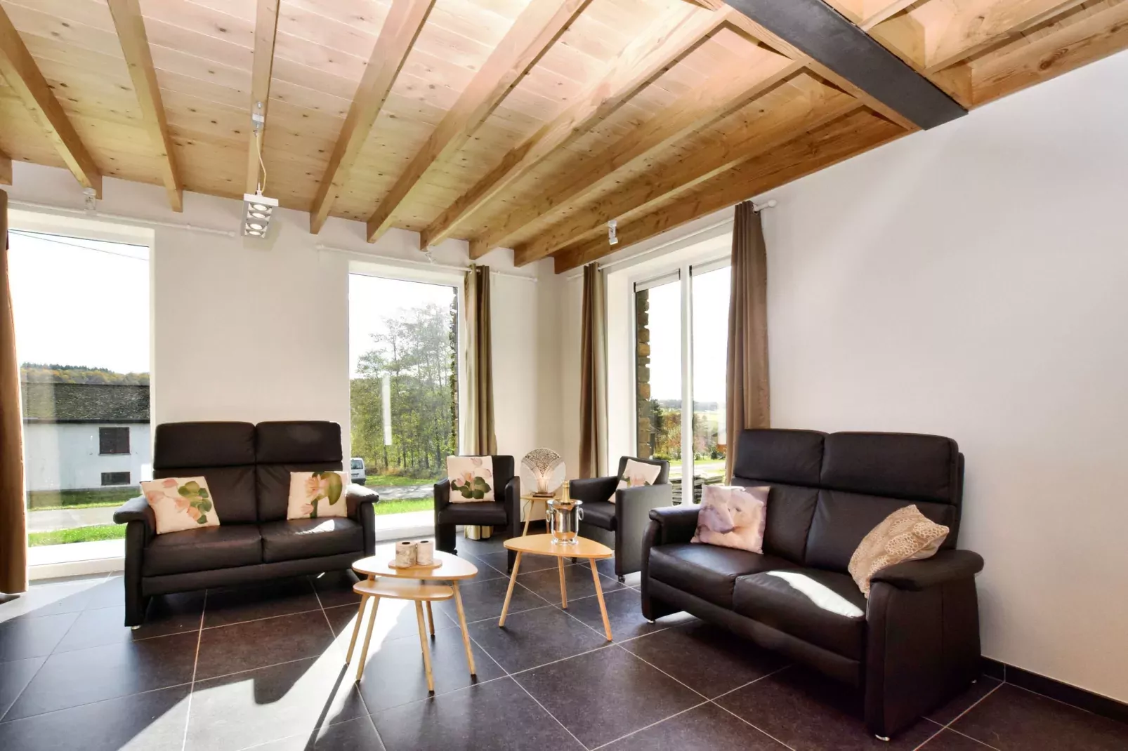 Belle Vue-Living room