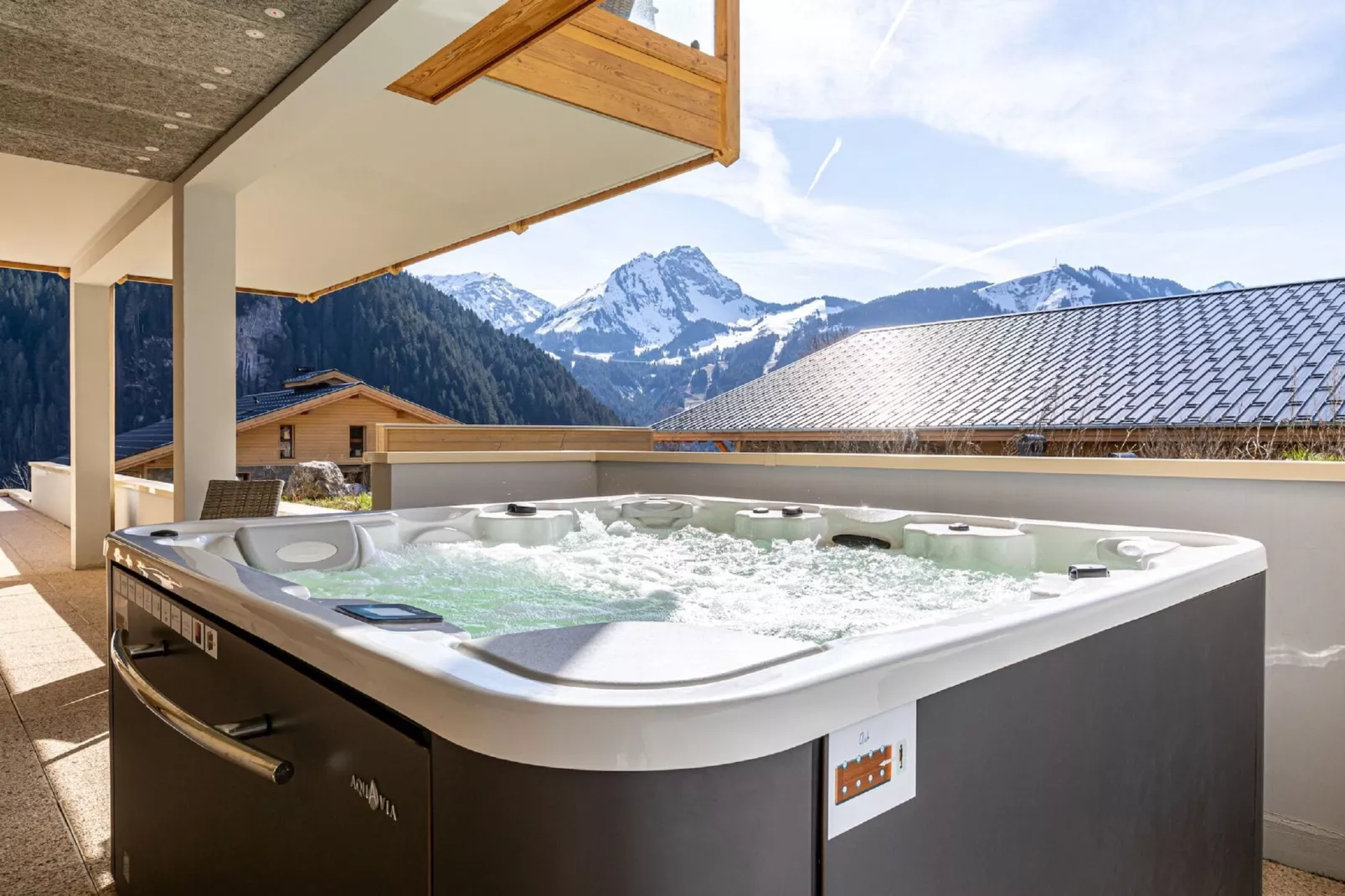 App. 8p. jacuzzi-Wellness