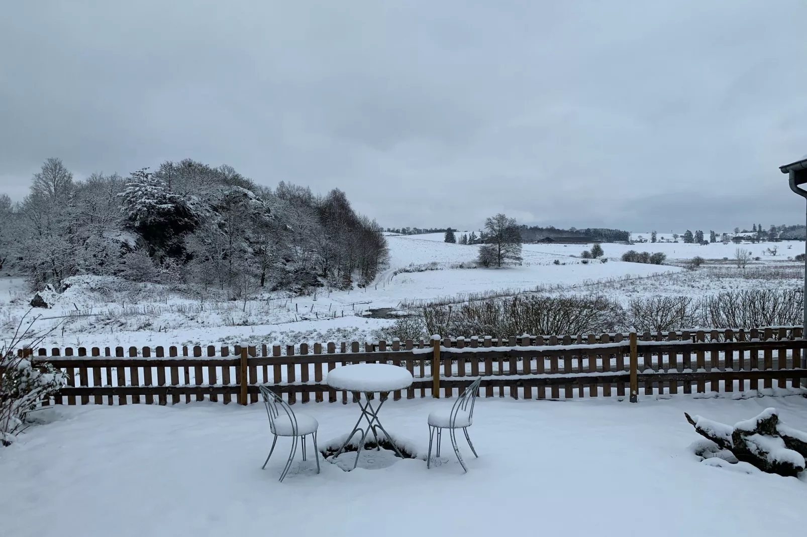 Coeur de Boeur-Exterior winter