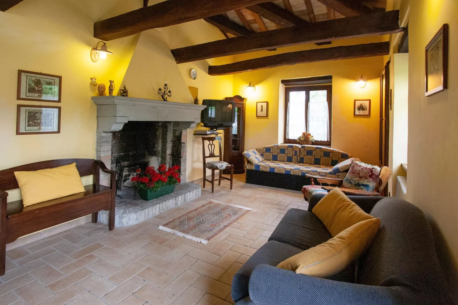 Rossini-Living room