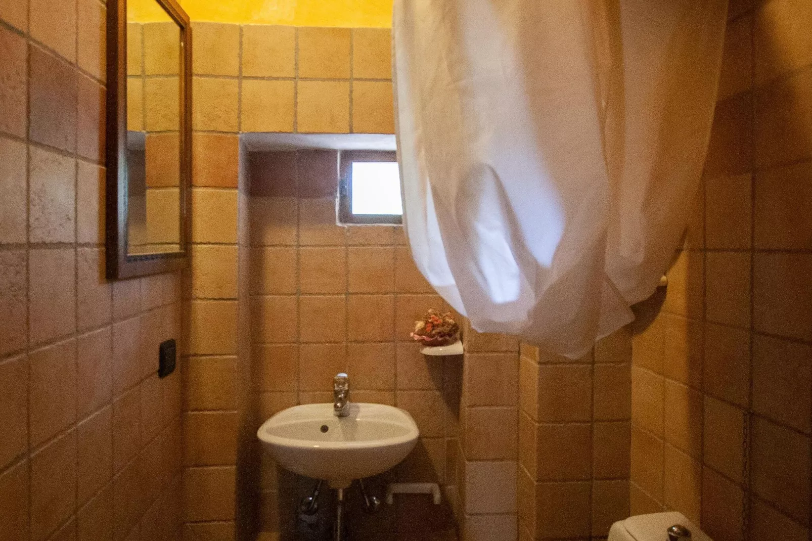 Rossini-Bathroom