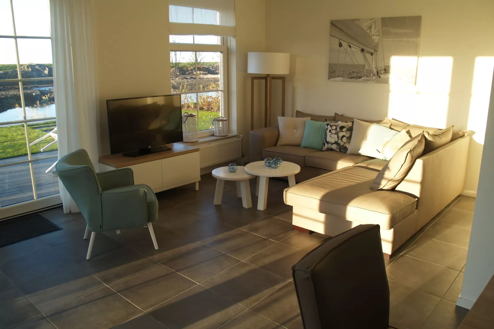 Resort Poort van Amsterdam 15-Living room