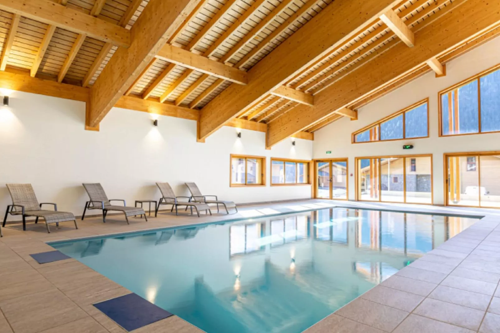 App. 7p. sauna-Parkeinrichtungen