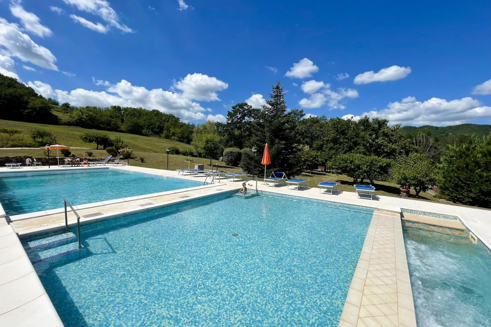 Bach-Pool