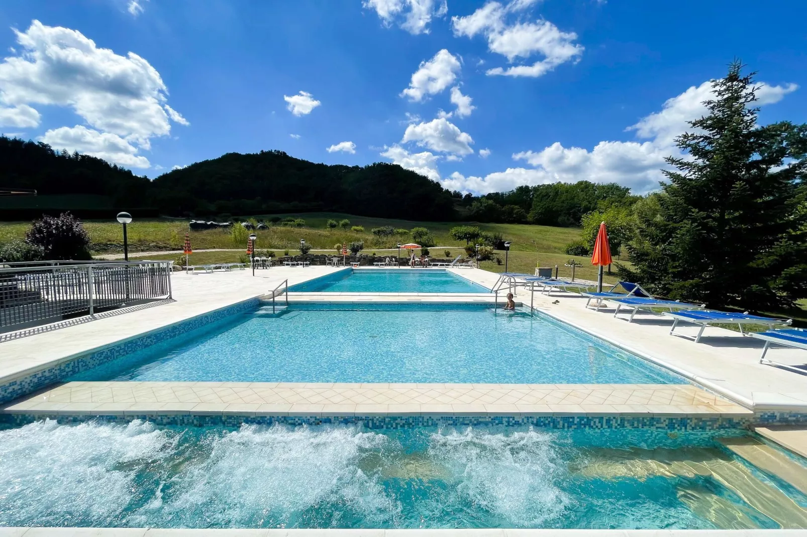 Bach-Pool