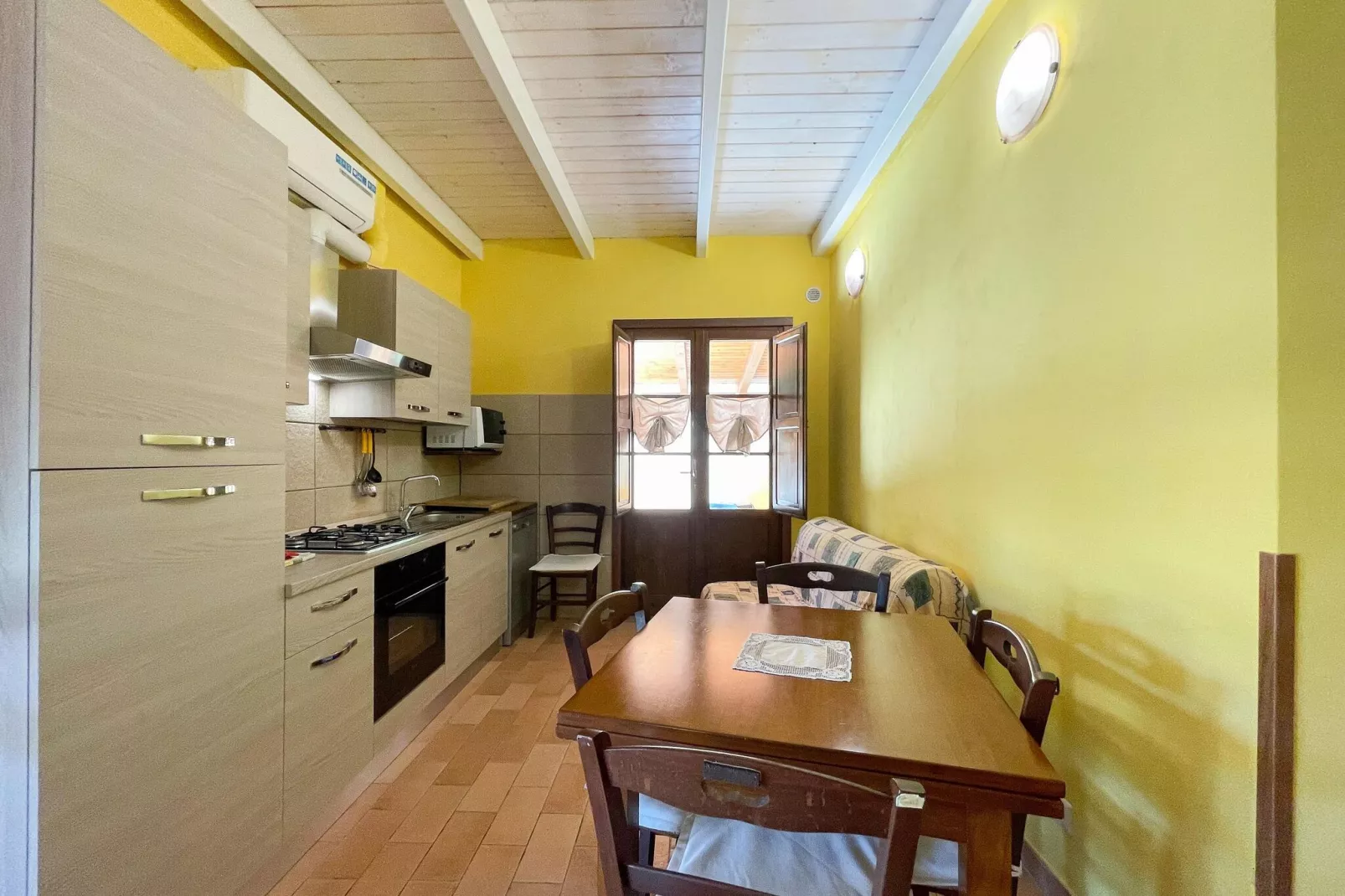 Bach-Dining room