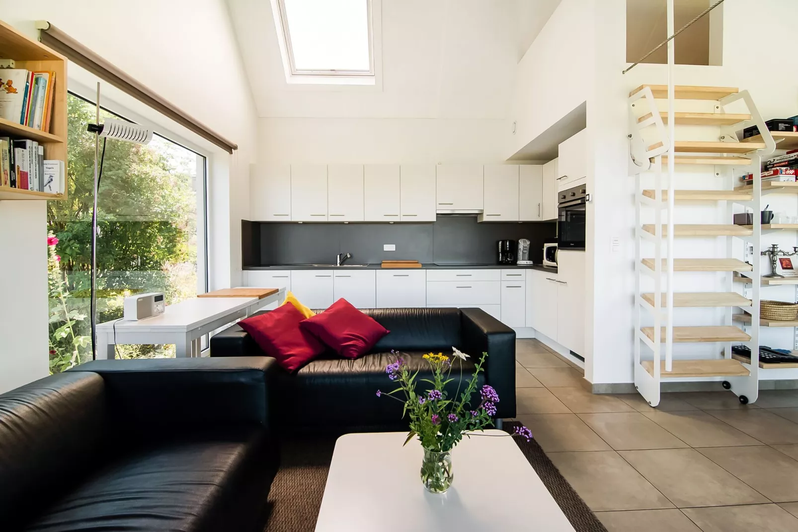 Alatienne-Living room
