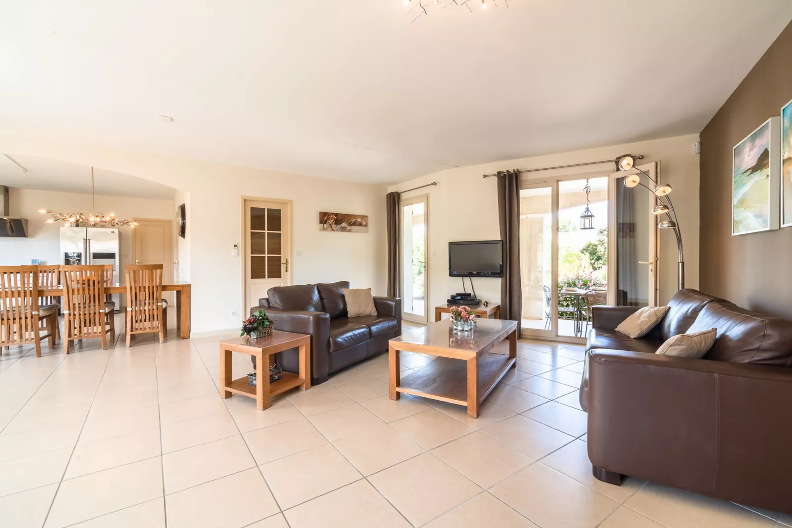 Villa l'Olivier-Living room