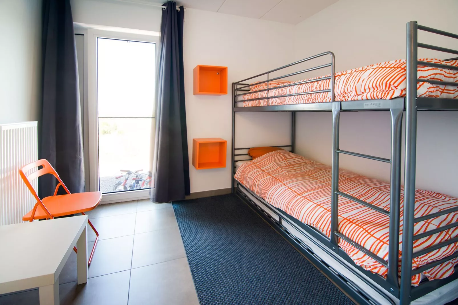 Alatienne-Bedroom