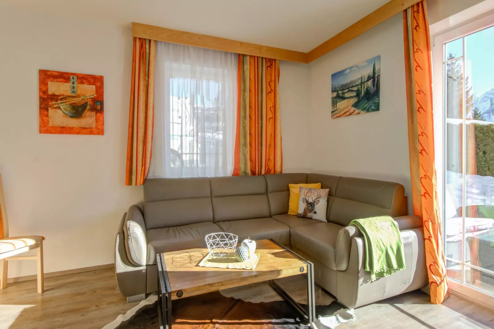 Appartment groß-Living room