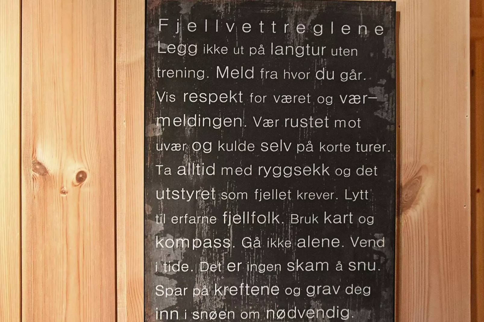 FJELLTUN 50020-Indoor