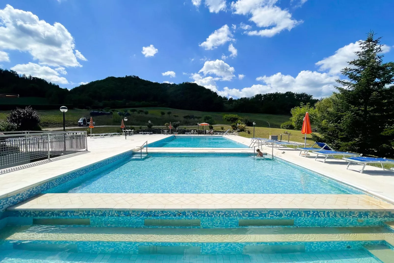 Bach-Pool