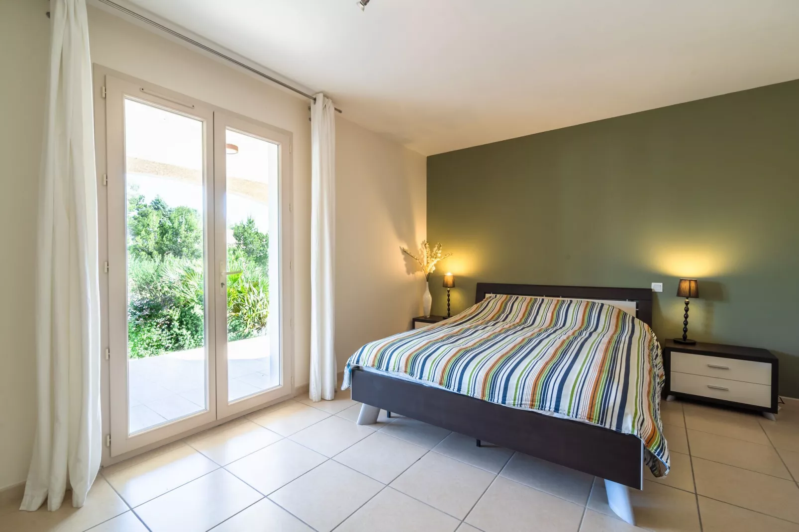 Villa l'Olivier-Bedroom