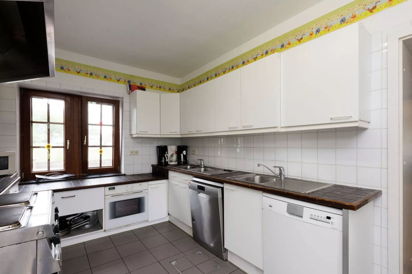 Ecole-Kitchen