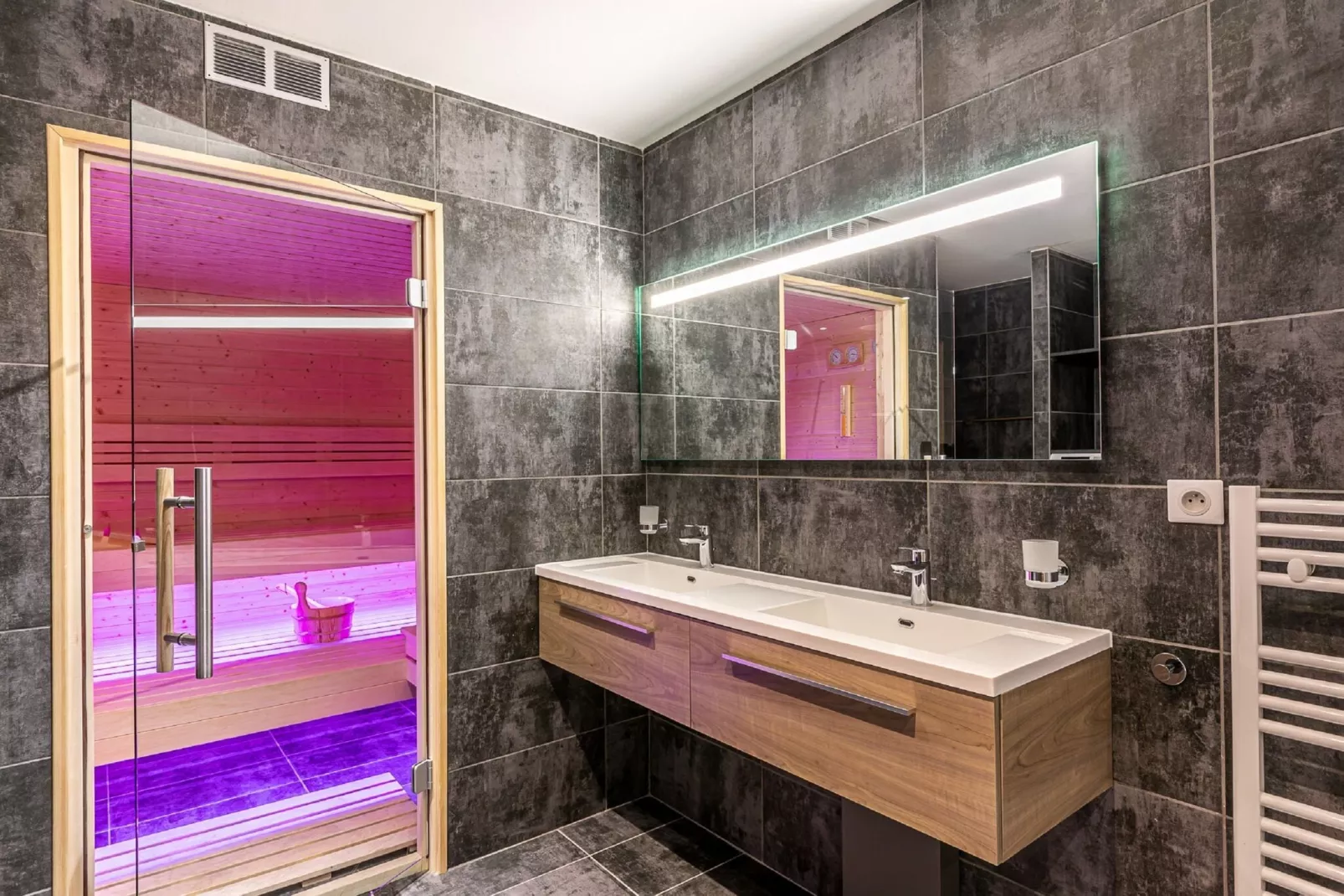 Penthouse 8p. sauna-Bathroom