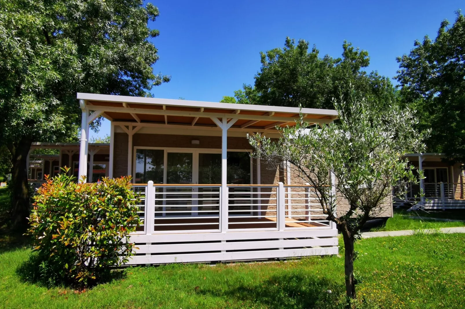 Mobile Homes The Garda Village, Sirmione-Maxi Caravan Prestige-View summer