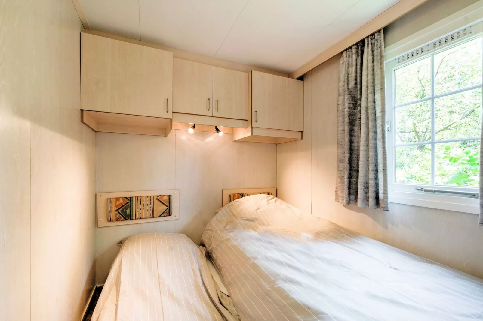 Huisje 84-Bedroom