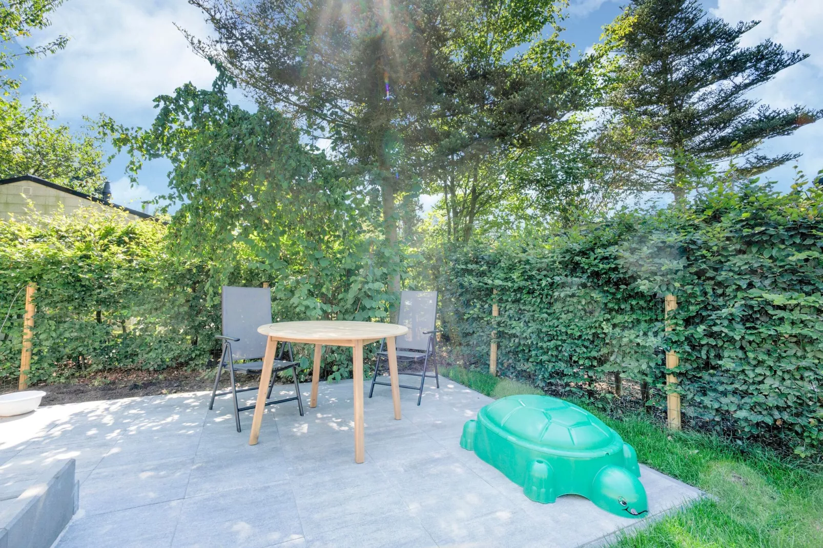 Huisje 84-Terrace balcony