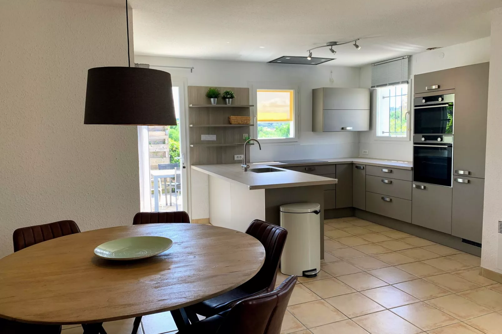 La Capitelle-Kitchen