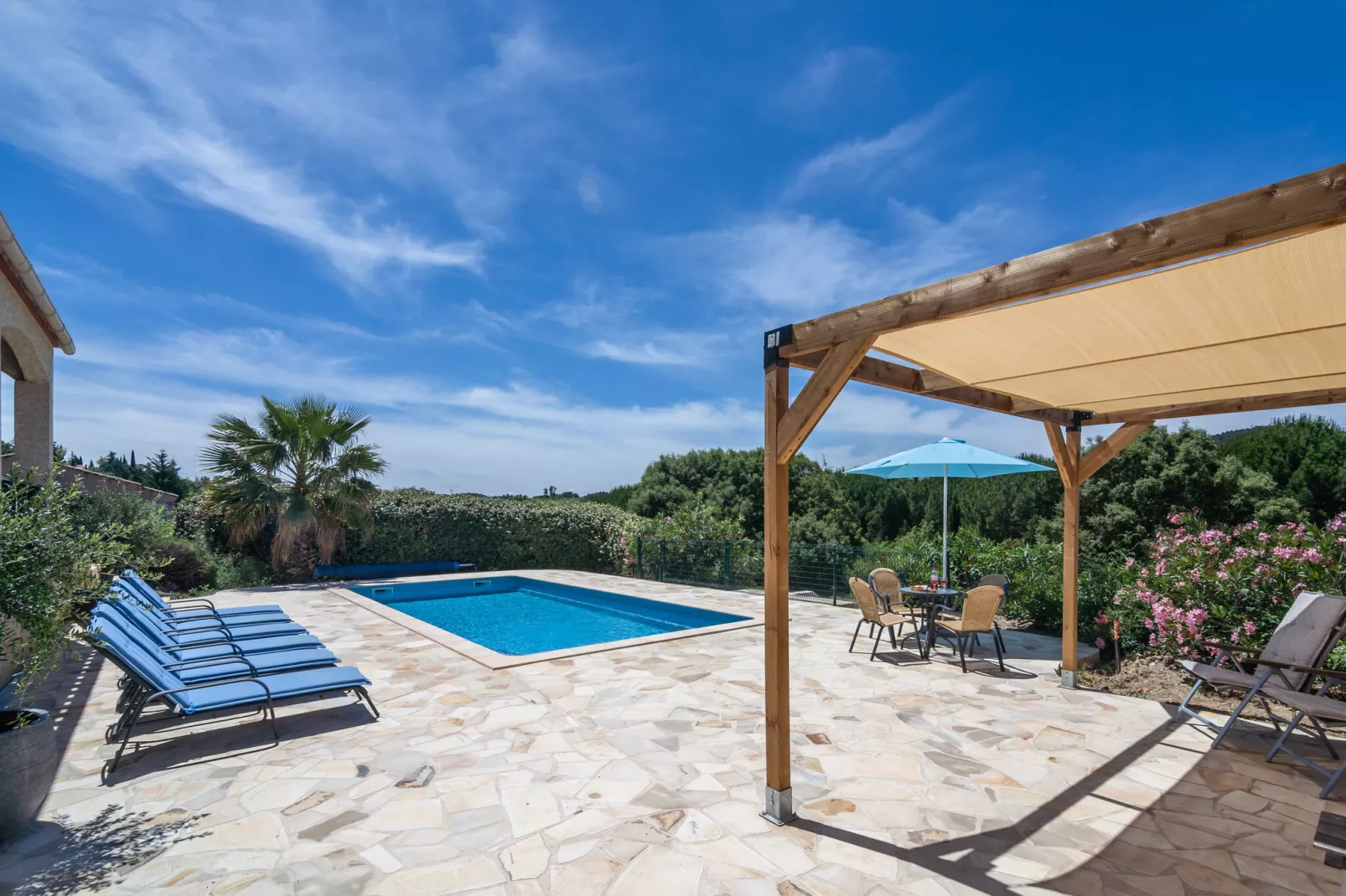 La Capitelle-Pool