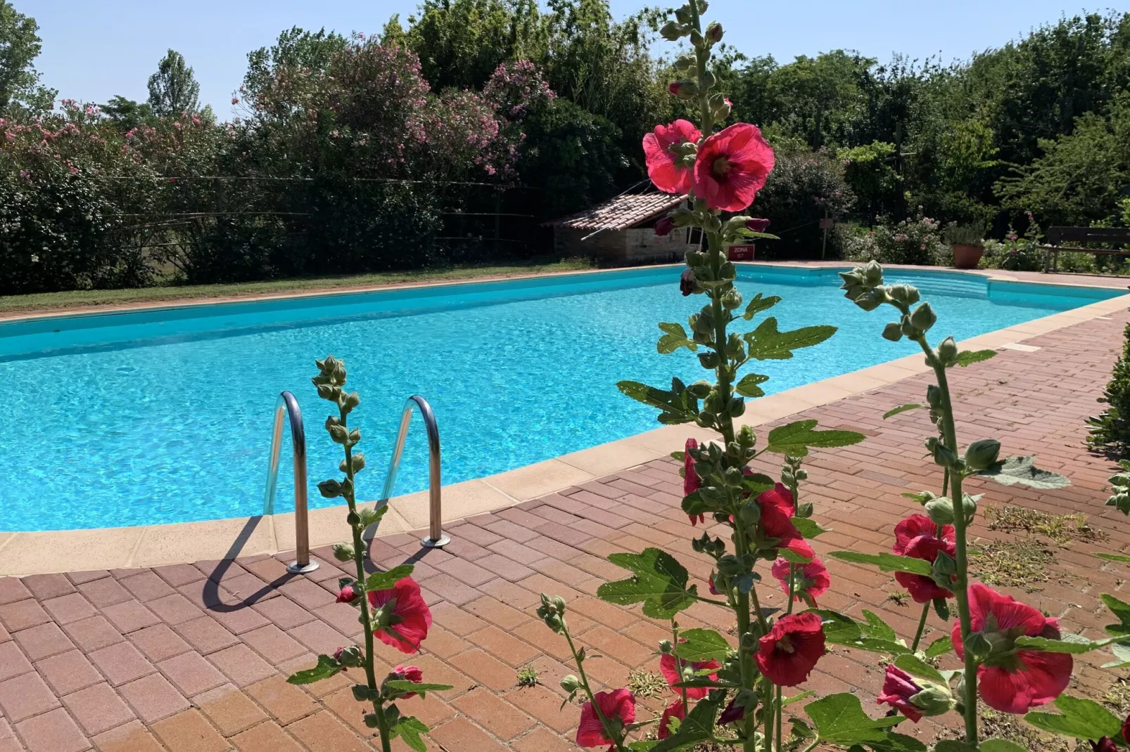 Villa Romana Uno-Außenbereich Sommer