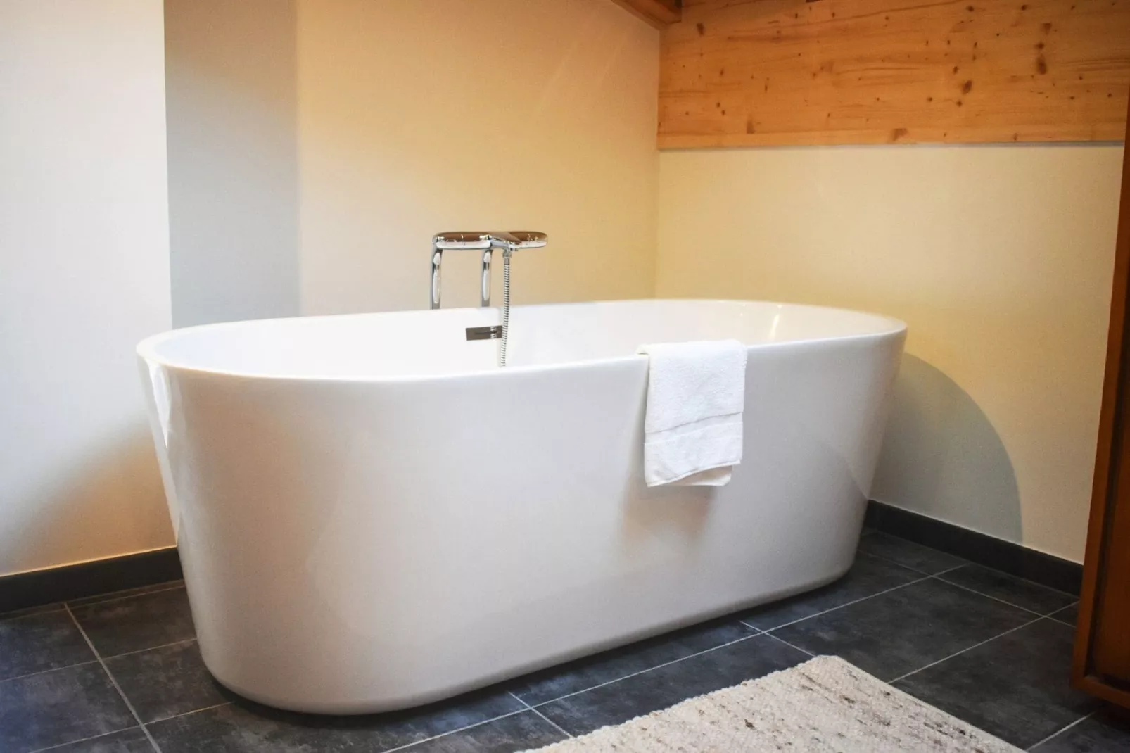 Penthouse 8p.-Badezimmer