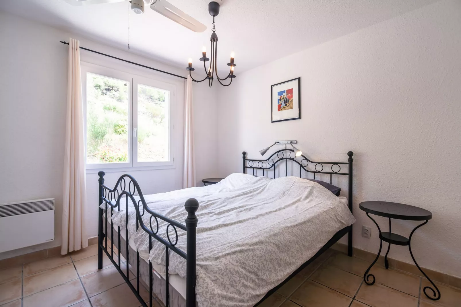 La Capitelle-Bedroom