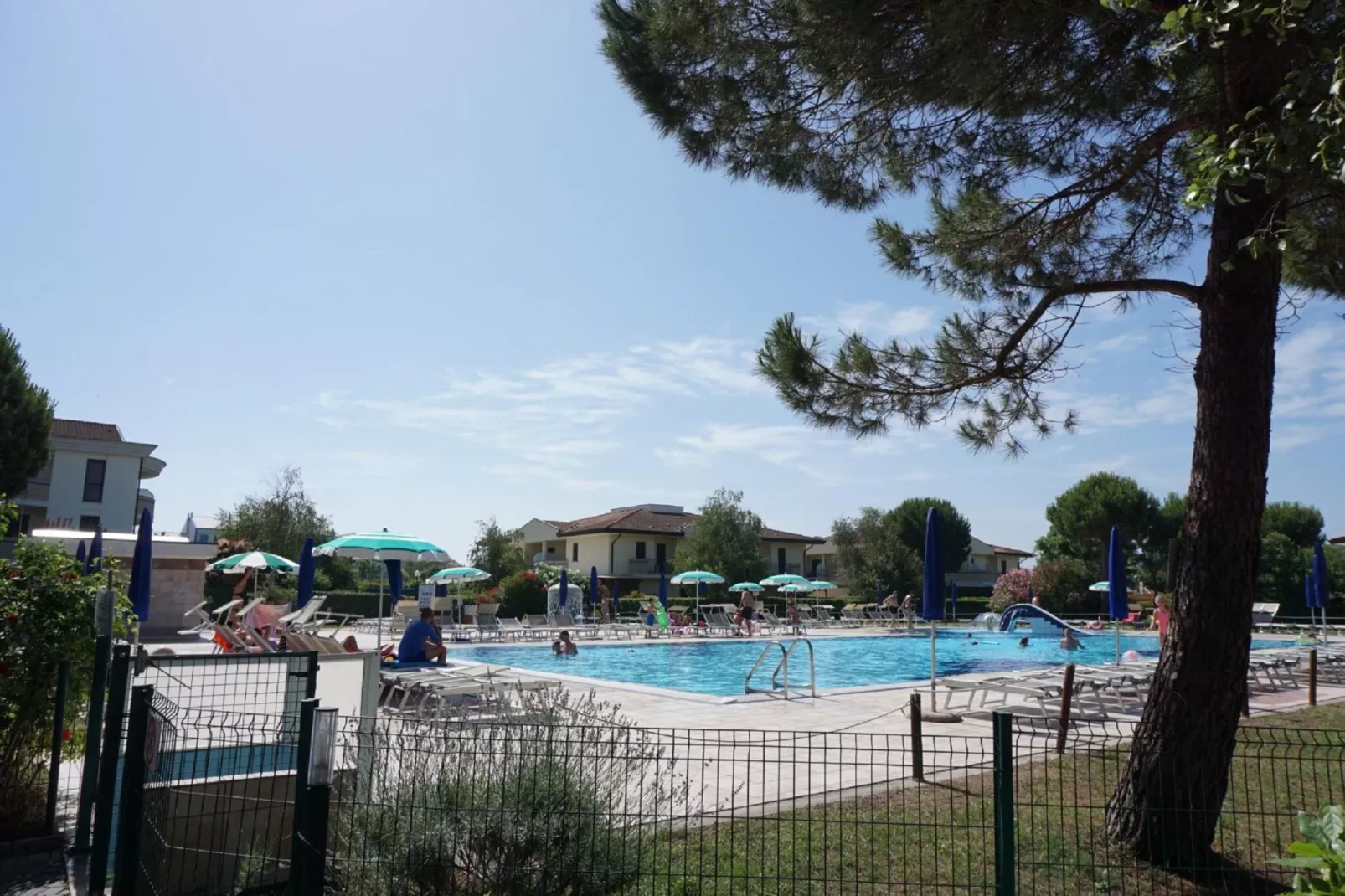 Olmi E206  Lido Altanea-Pool