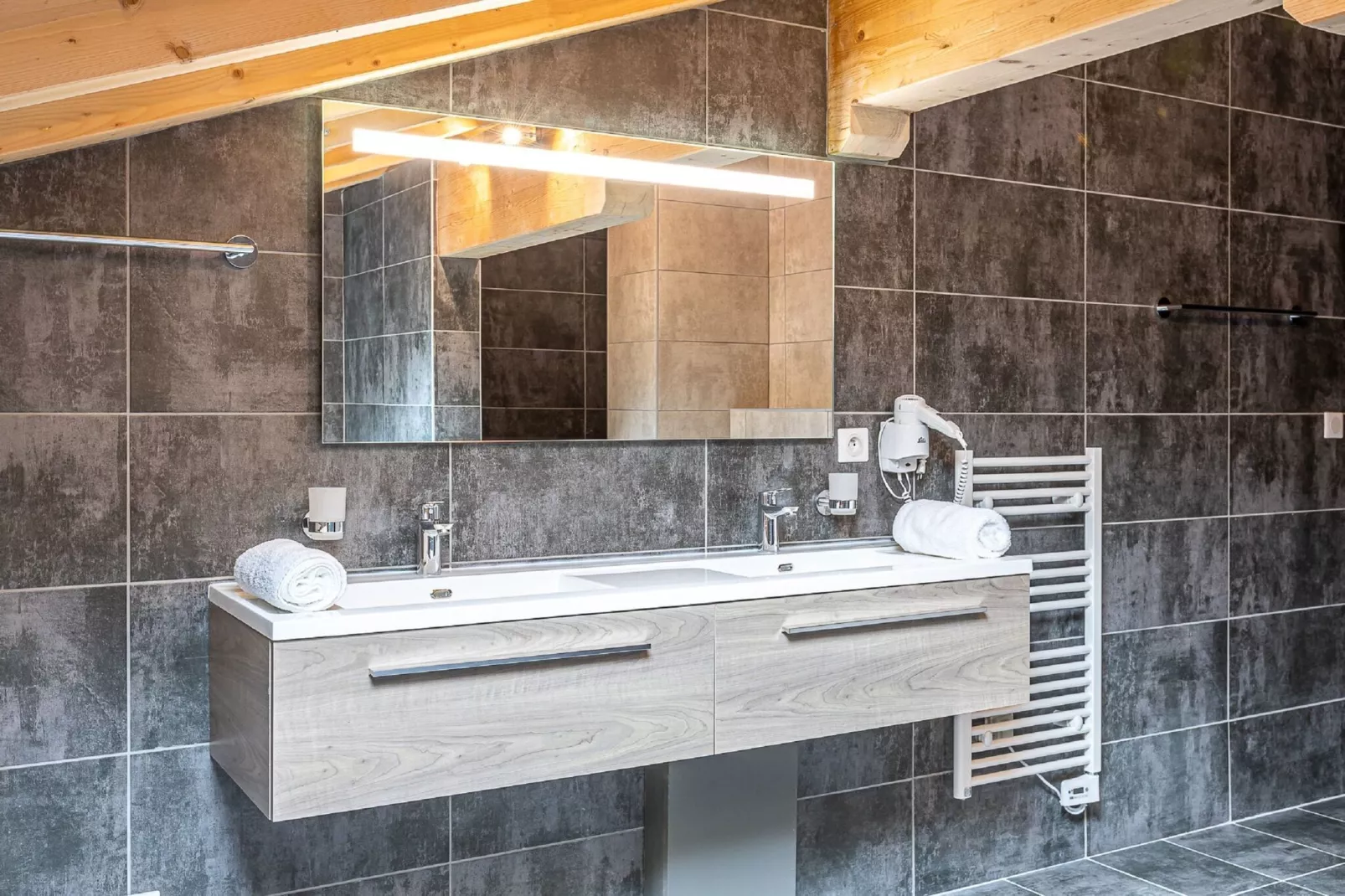 Penthouse 6p.-Badezimmer