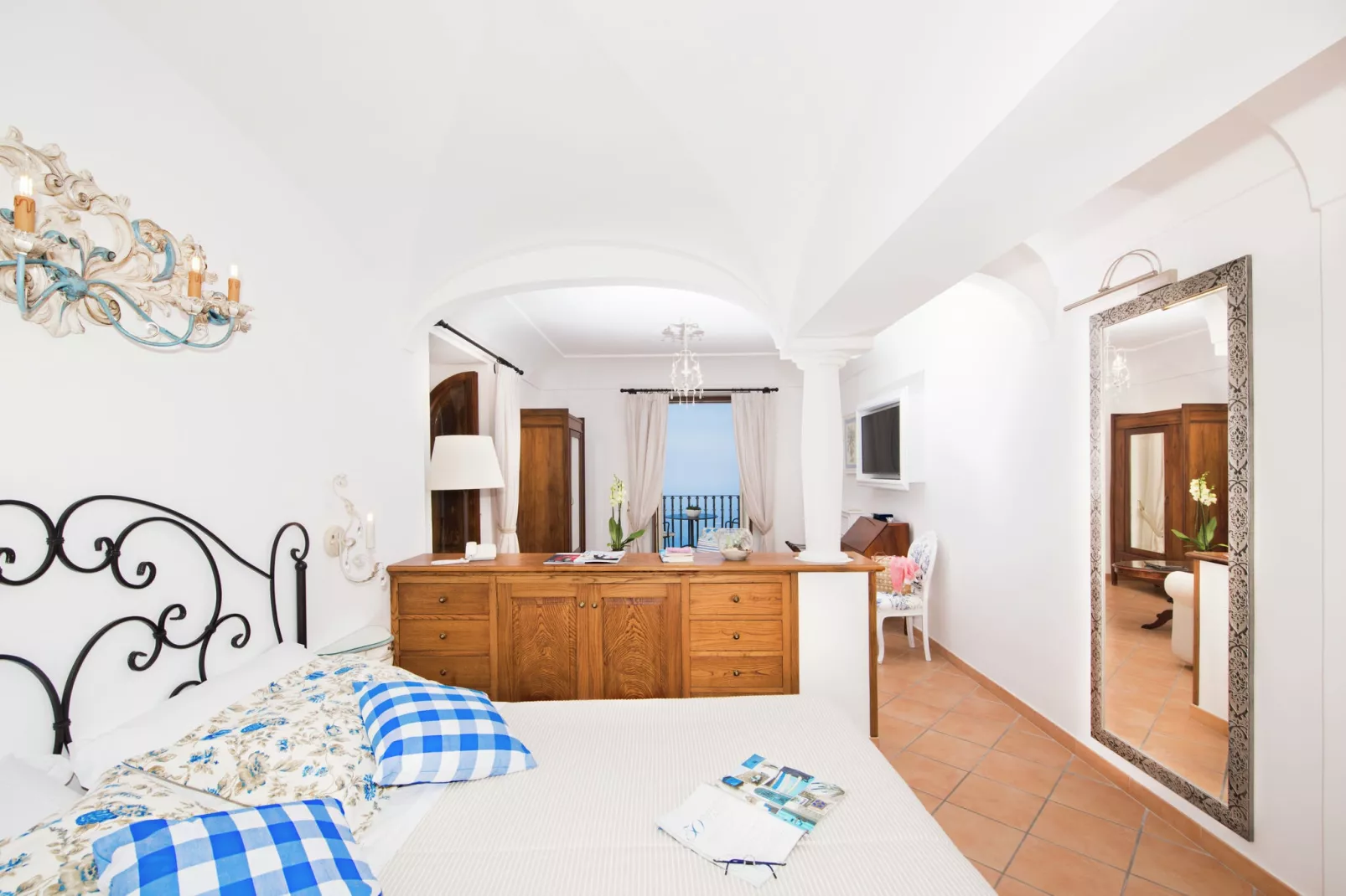 Villa Sky meets Sea-Bedroom