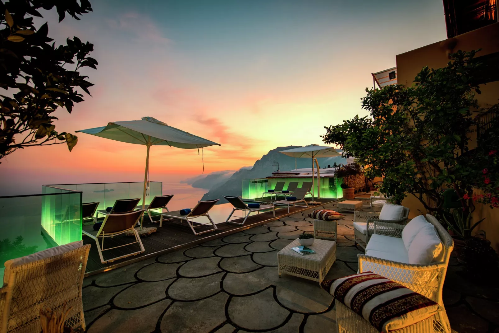 Villa Sky meets Sea-Terrace balcony