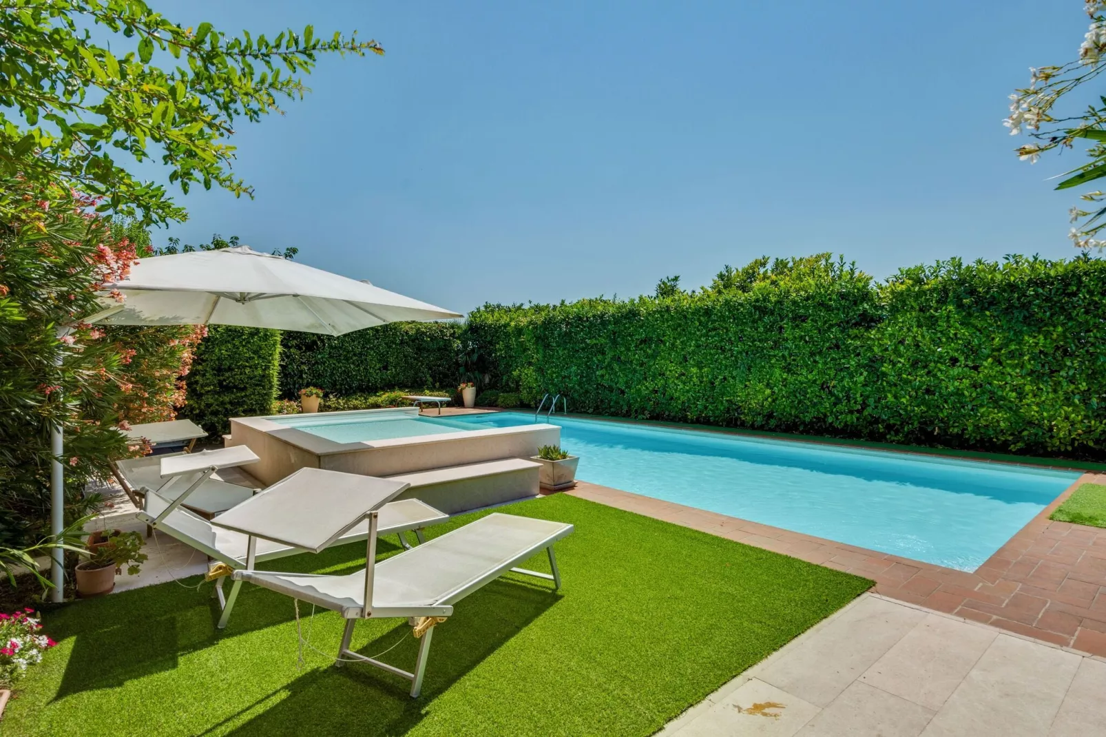 Casa Vacanze situata tra Mantova Verona e il Lago di Garda - Il Trigolo-Schwimmbad