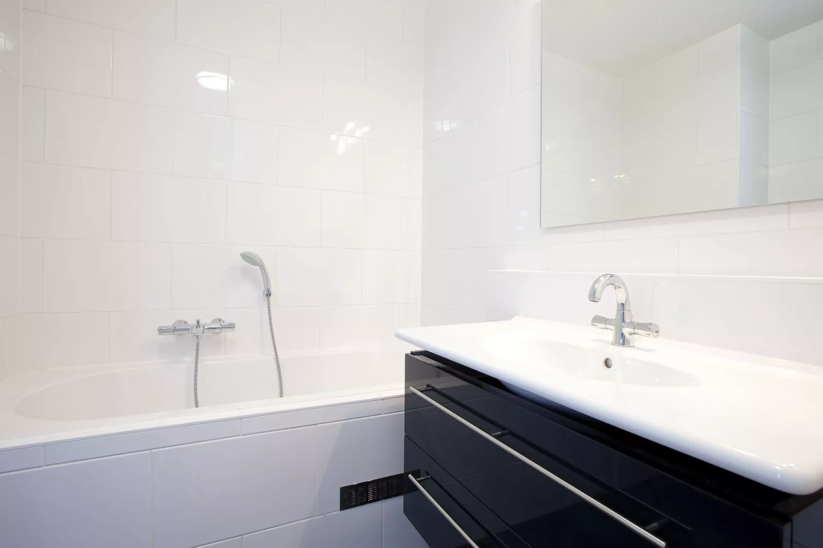 Nautisch Centrum Scheveningen 5-Bathroom