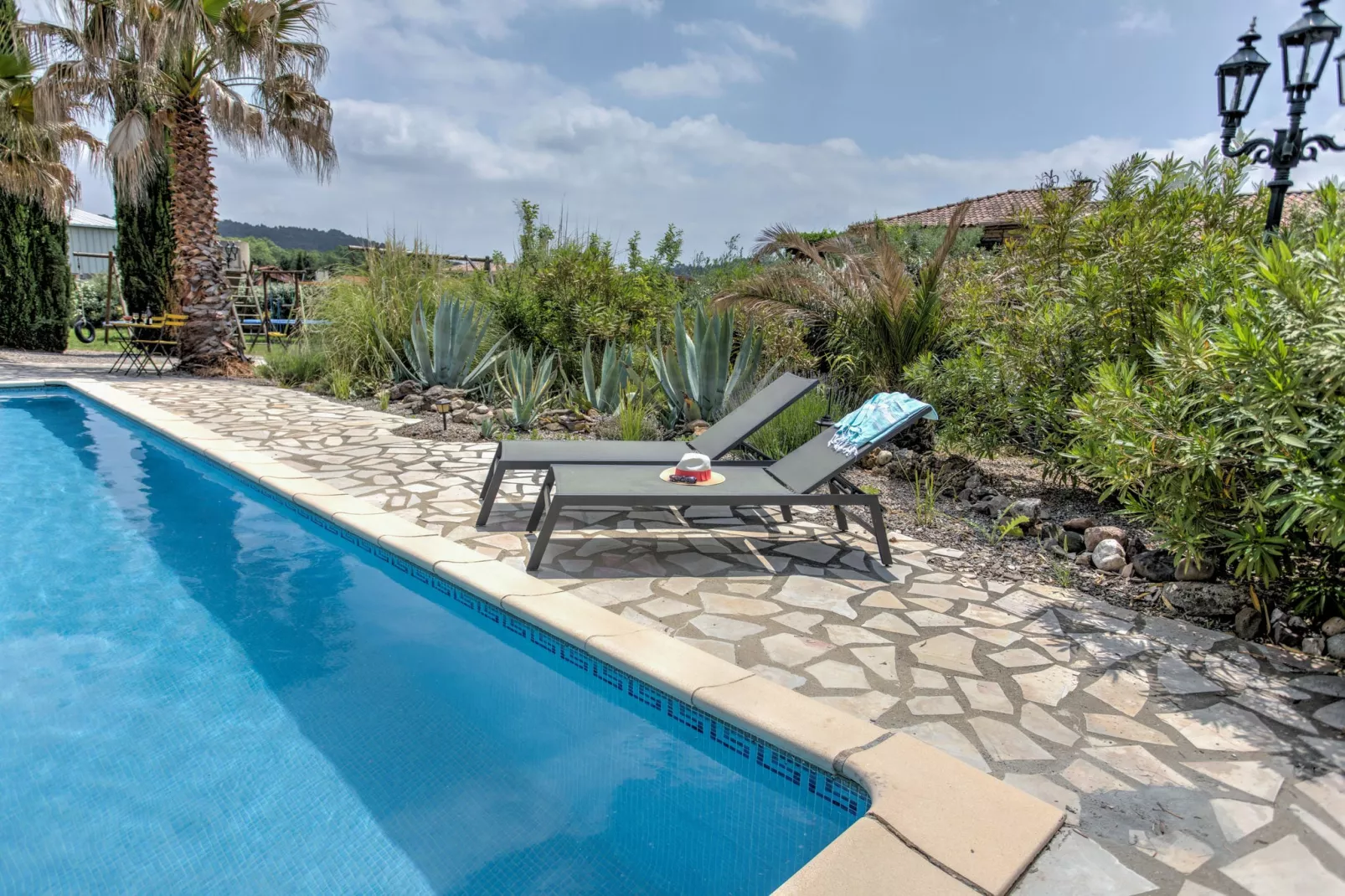 La Cerisette-Pool