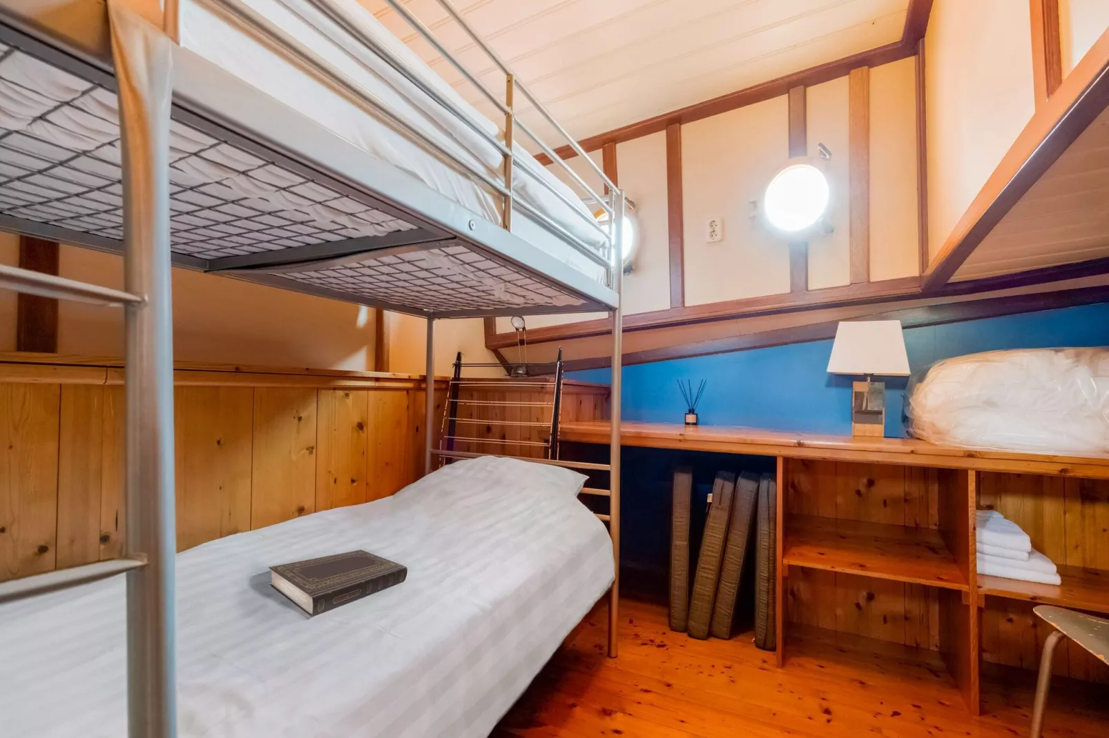 De Haai-Bedroom