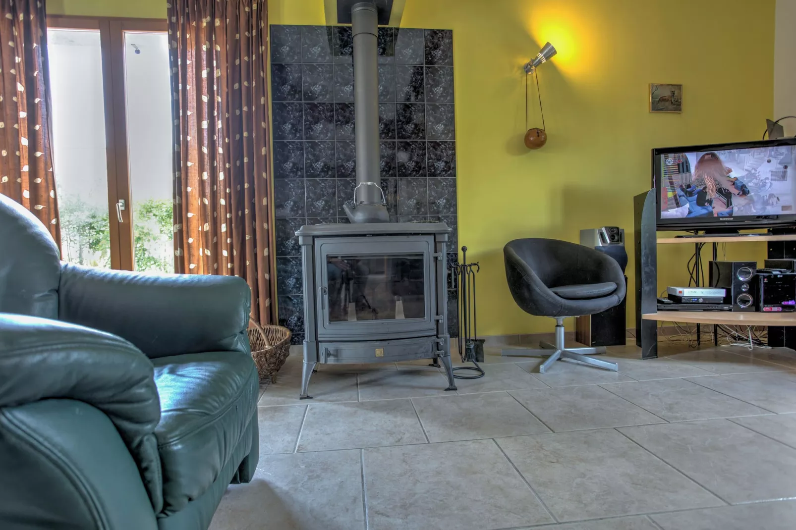 La Cerisette-Living room