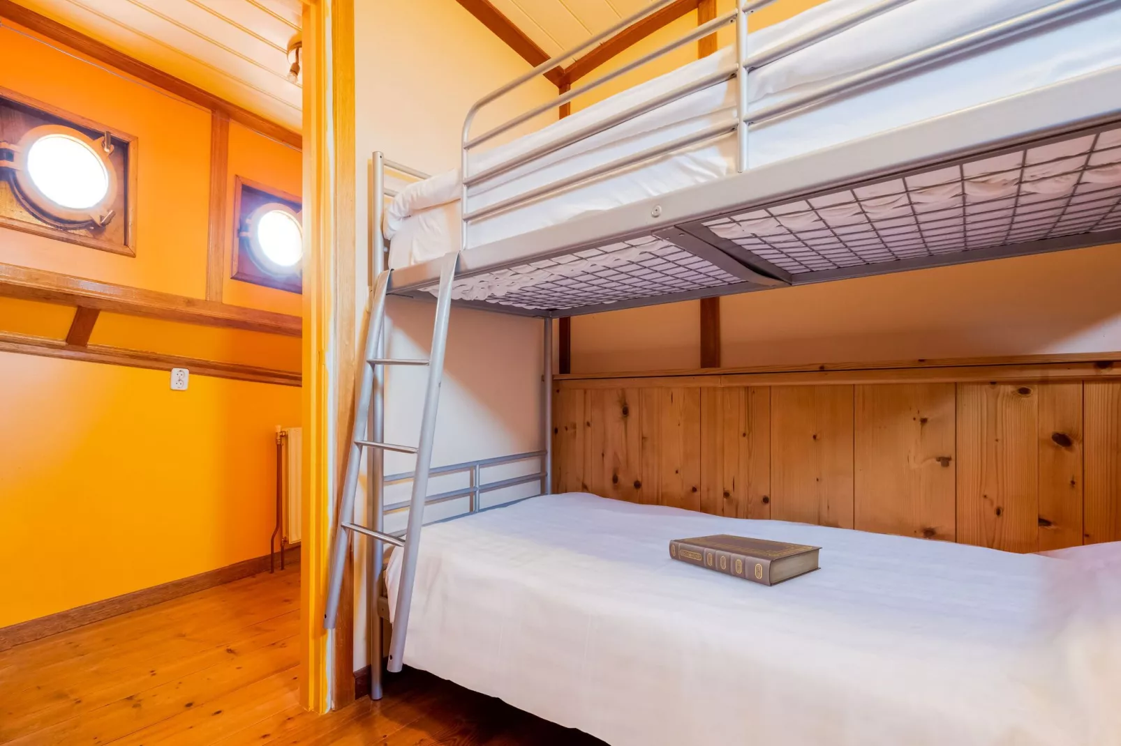 De Haai-Bedroom