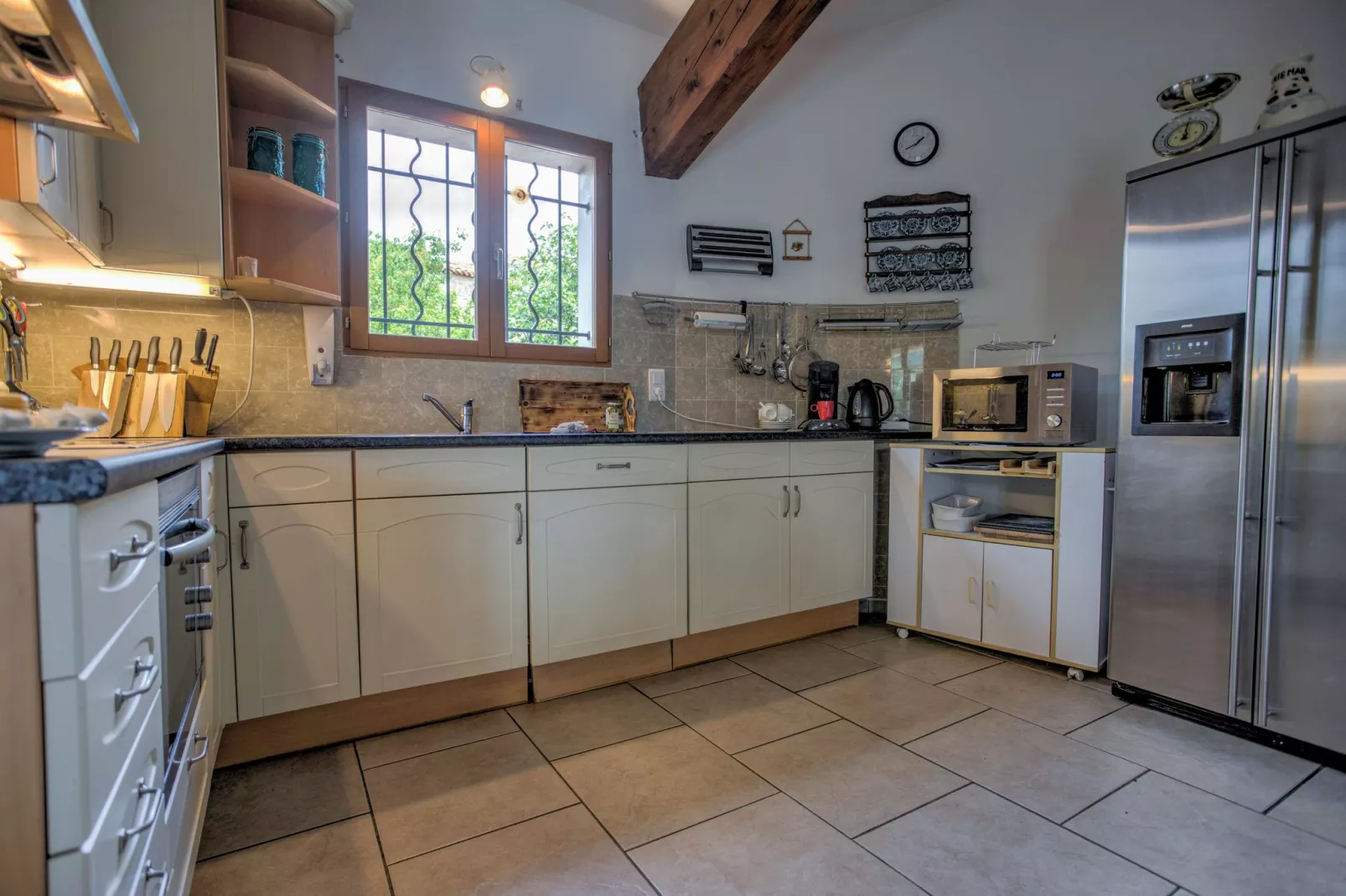 La Cerisette-Kitchen