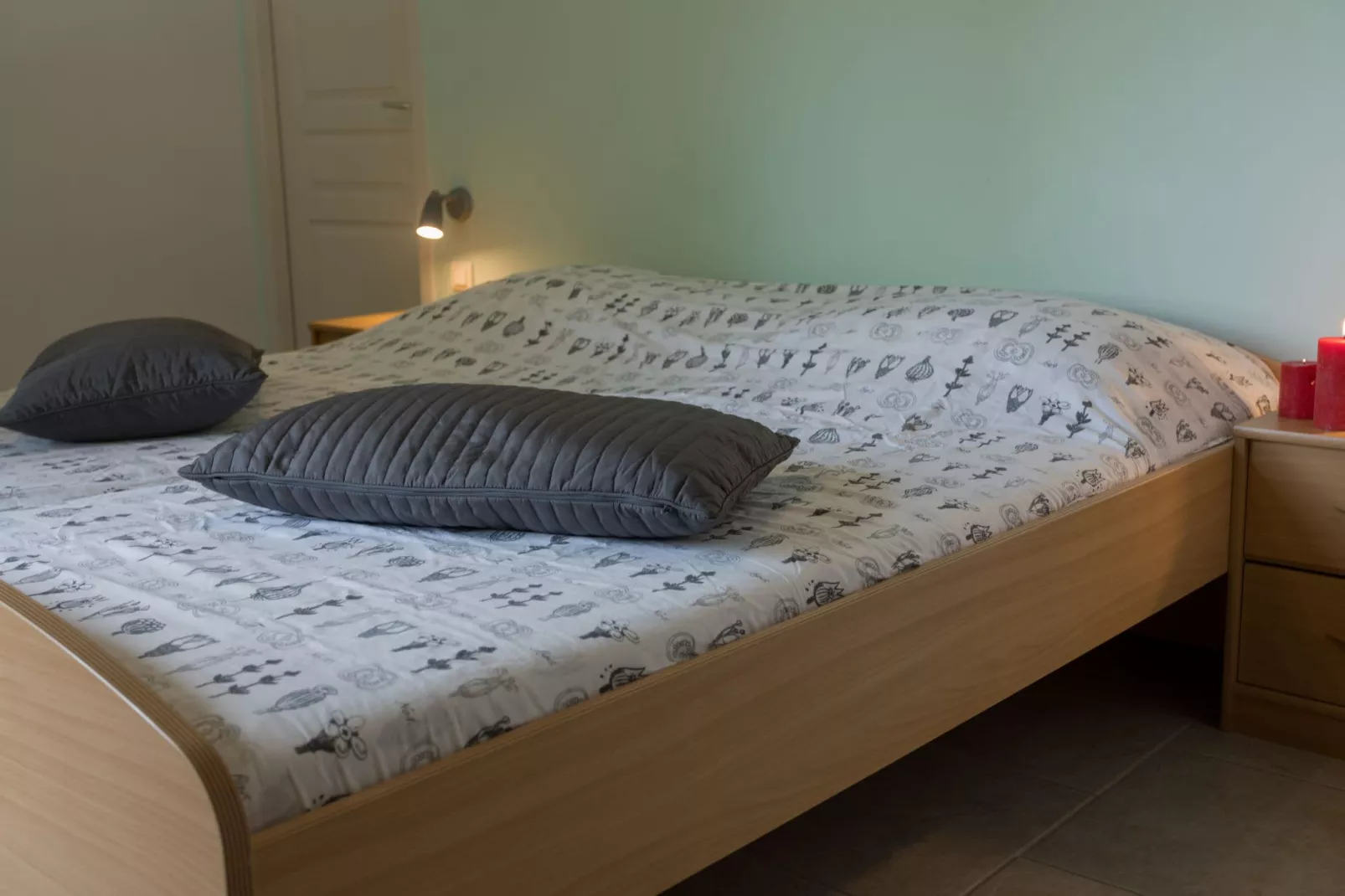 La Cerisette-Bedroom