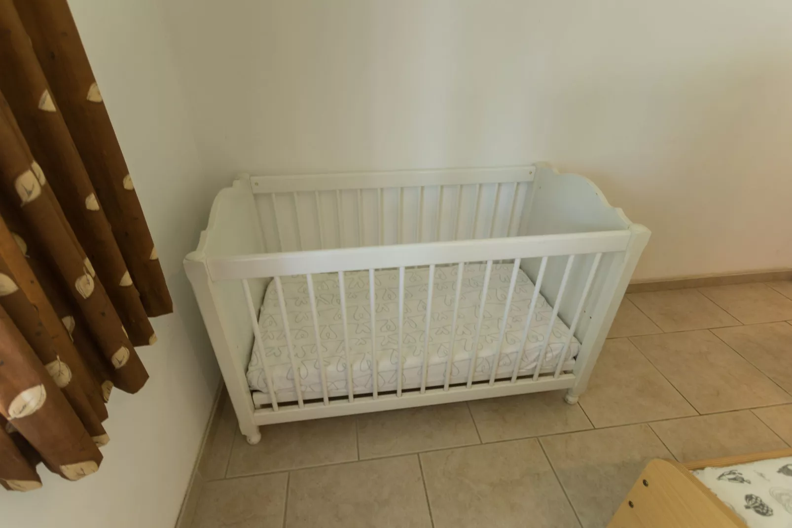 La Cerisette-Bedroom
