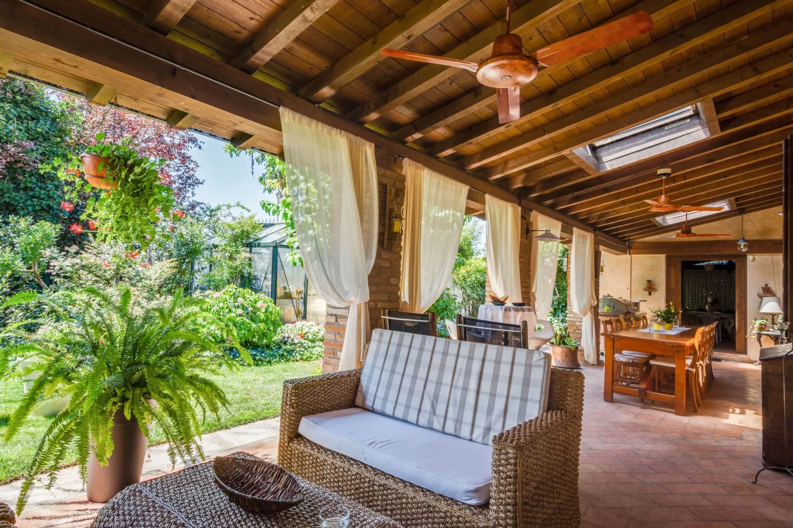 Casa Vacanze situata tra Mantova Verona e il Lago di Garda - Il Trigolo-Terrassenbalkon