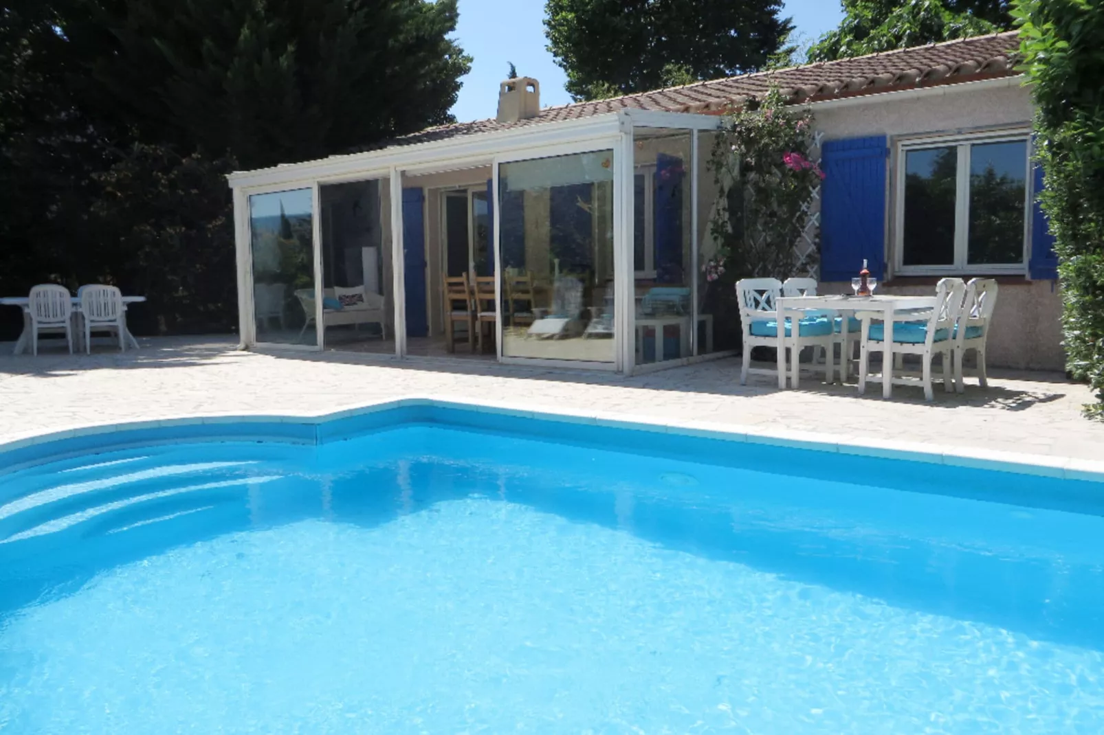 Le Bon-Pool