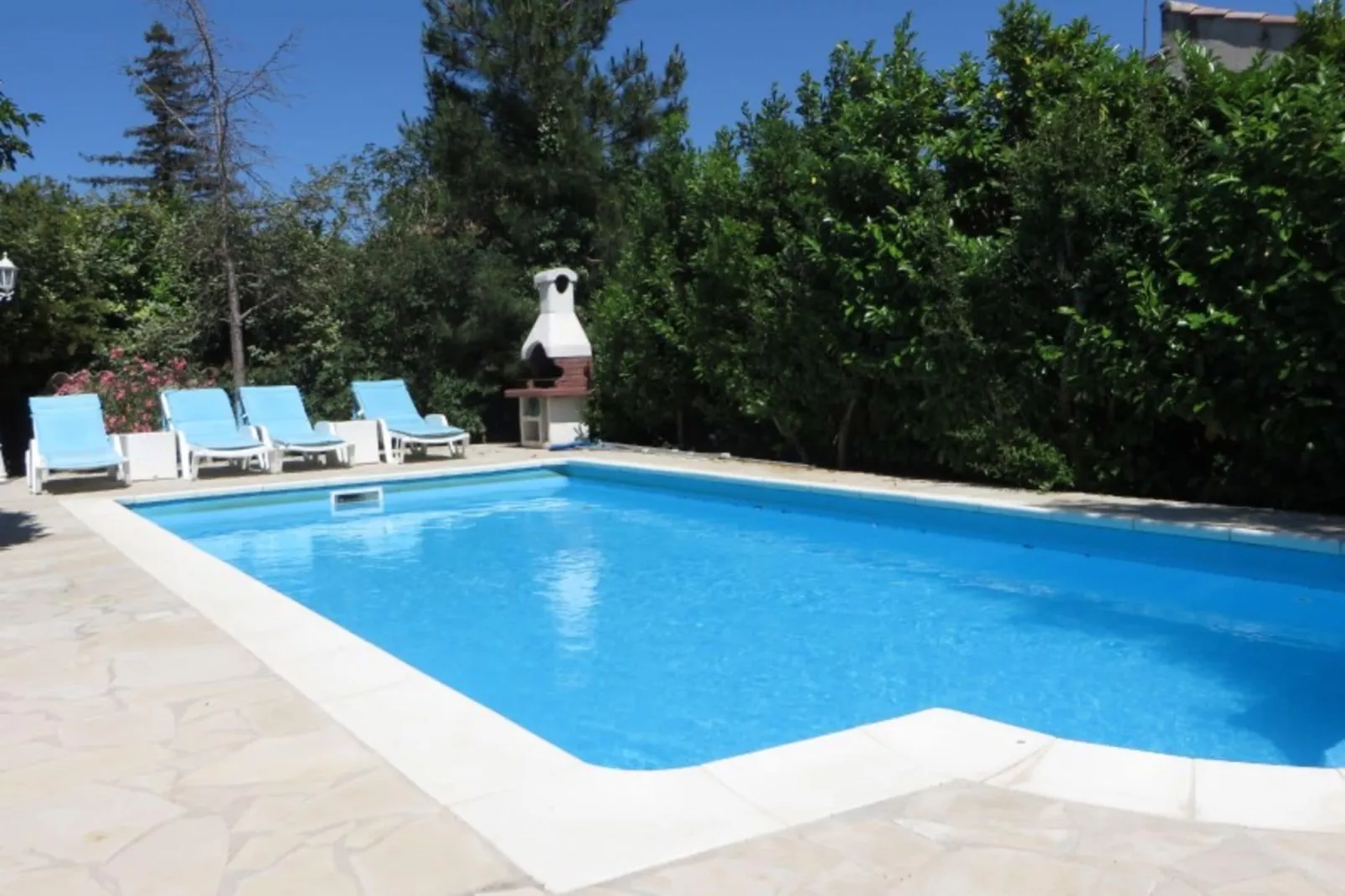 Le Bon-Pool