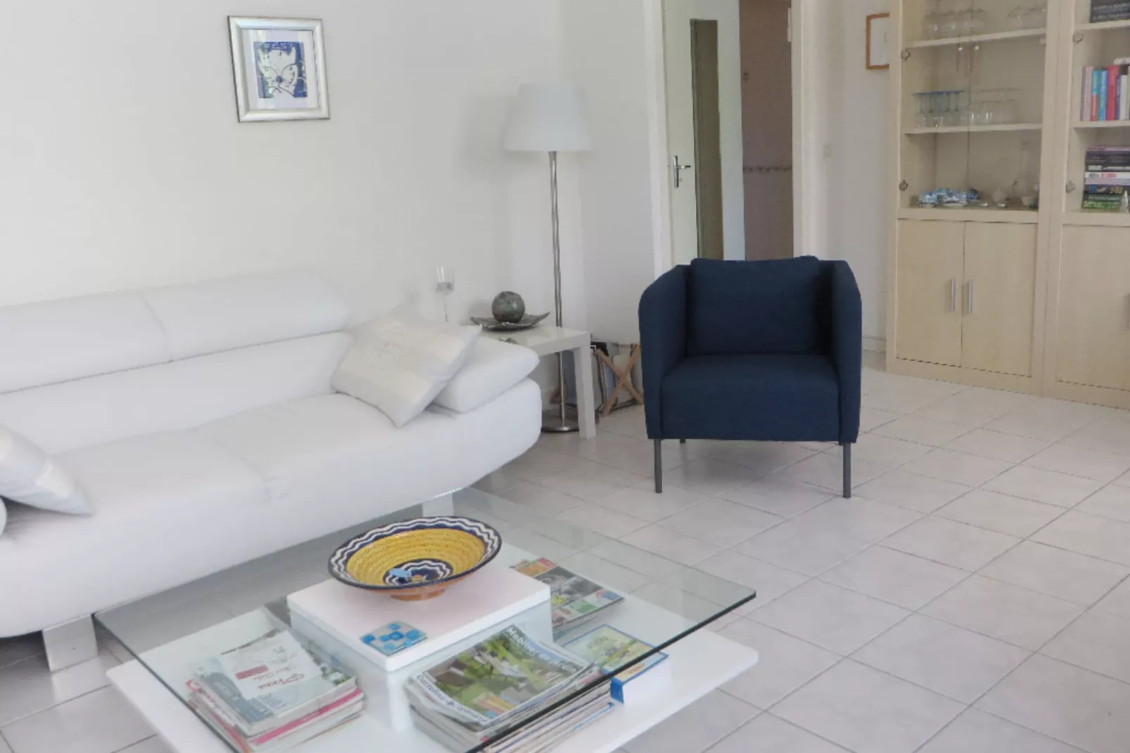 Le Bon-Living room